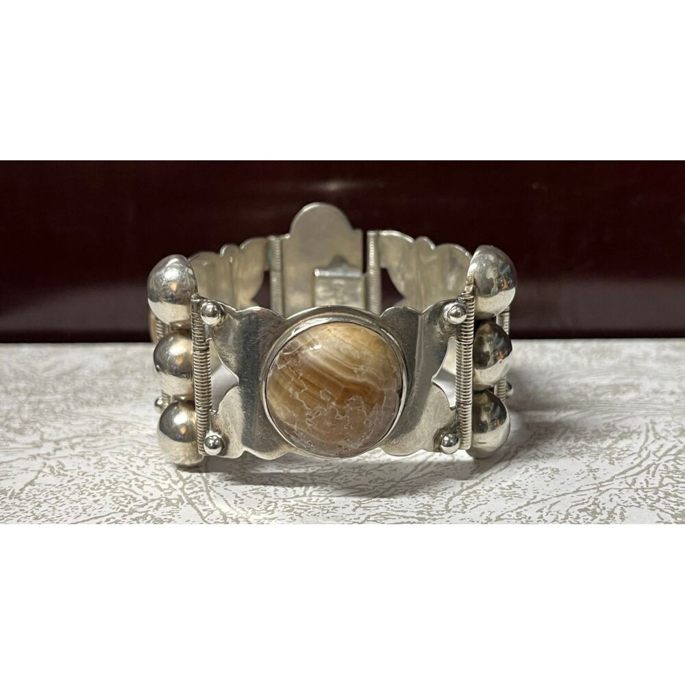 Vintage Mexico Silver Natural Agate Hinged Panel Bracelet 7"